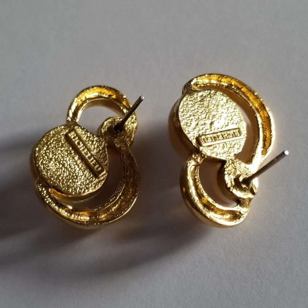 Vintage Richelieu earrings faux pearls Gold tone pearlcore elegant classic